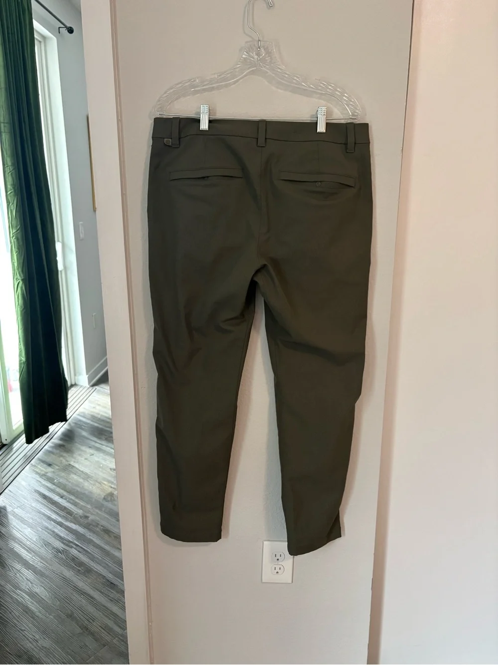 Men's Lululemon OLIVE GREEN PANTS